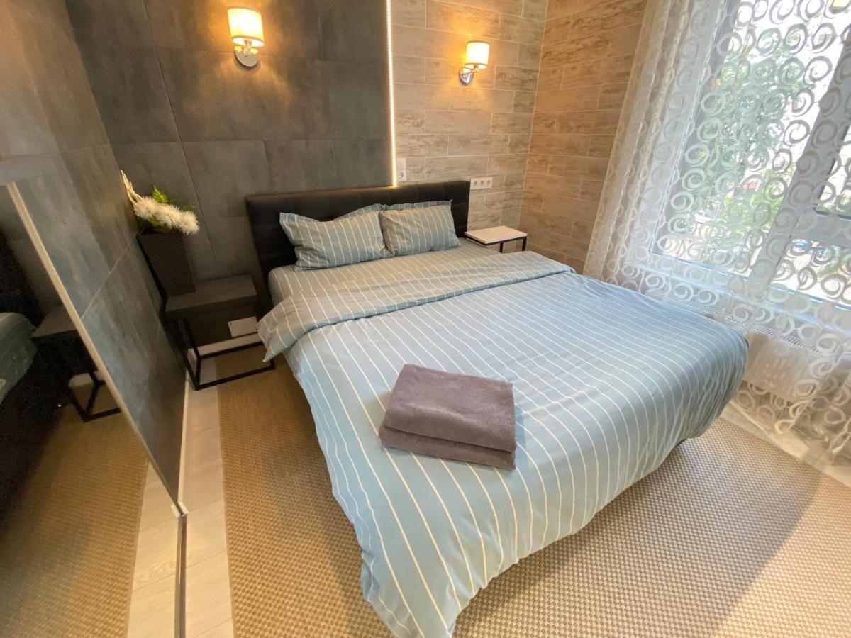 Rentnow Modern Business Apartment With 3 Bedrooms In Centre Kisinyov Kültér fotó
