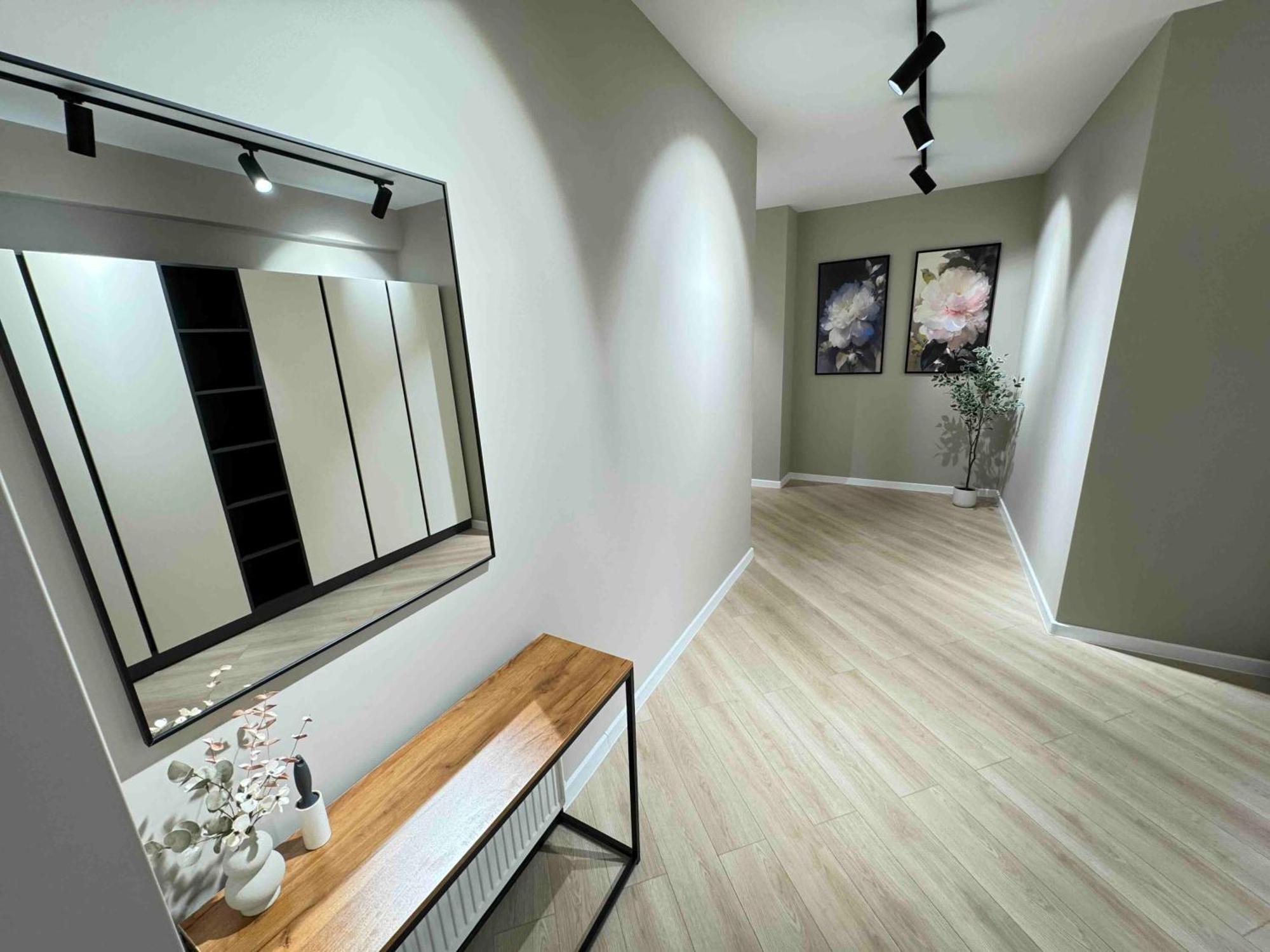 Rentnow Modern Business Apartment With 3 Bedrooms In Centre Kisinyov Kültér fotó